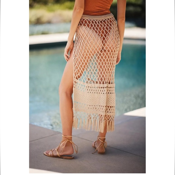 Anthropologie Crochet Beach Wrap Maxi Skirt One Size Fringe Tan Adjustable - Picture 2 of 7